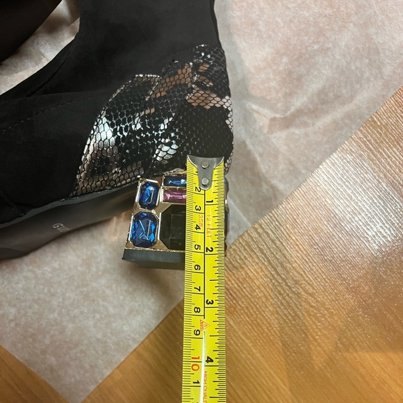 NWOT- Faux Suede Pull Up High Boots (US 7) - Picture 7 of 11